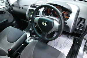 Хетчбэк Honda Fit 2005 года, 533000 рублей, Солонцы