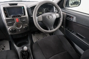 Внедорожник Toyota Rush 2010 года, 949000 рублей, Красноярск