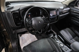 Внедорожник Mitsubishi Outlander 2015 года, 2049000 рублей, Новокузнецк