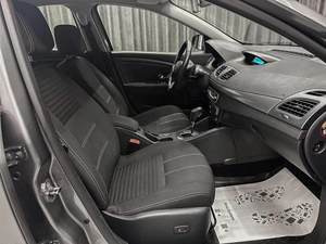 Седан Renault Fluence 2016 года, 829000 рублей, Красноярск