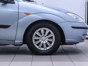 Седан Ford Focus 2004 года, 370000 рублей, Красноярск