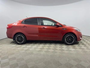 Седан Kia Rio 2012 года, 799900 рублей, Казань