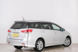 Минивэн Toyota Wish 2009 года, 1409000 рублей, Красноярск