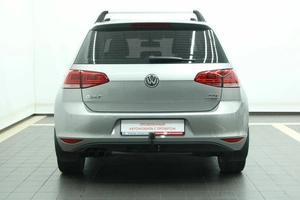 Хетчбэк Volkswagen Golf 2013 года, 1195000 рублей, Красноярск