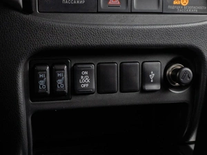 Пикап Mitsubishi L200 2016 года, 1844000 рублей, Тюмень