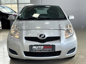 Хетчбэк Toyota Vitz 2009 года, 587000 рублей, Солонцы