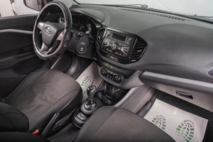 Седан ВАЗ (LADA) Vesta 2017 года, 749000 рублей, Томск