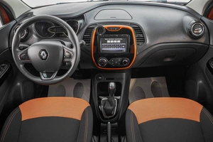 Внедорожник Renault Kaptur 2018 года, 1559000 рублей, Барнаул