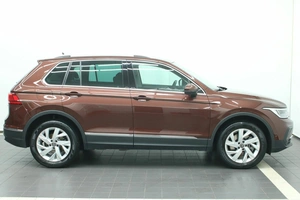 Внедорожник Volkswagen Tiguan 2021 года, 2999000 рублей, Красноярск