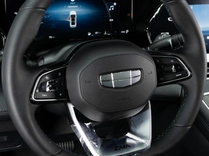 Внедорожник Geely Monjaro 2025 года, 4399000 рублей, Тюмень