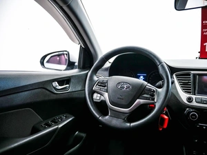 Седан Hyundai Solaris 2017 года, 1229000 рублей, Красноярск