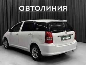 Минивэн Toyota Wish 2004 года, 599000 рублей, Красноярск