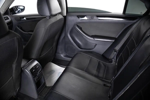 Седан Volkswagen Jetta 2012 года, 849000 рублей, Пермь