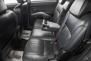 Внедорожник Mitsubishi Outlander 2011 года, 1249000 рублей, Барнаул