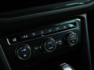 Внедорожник Volkswagen Tiguan 2018 года, 2649444 рублей, Москва