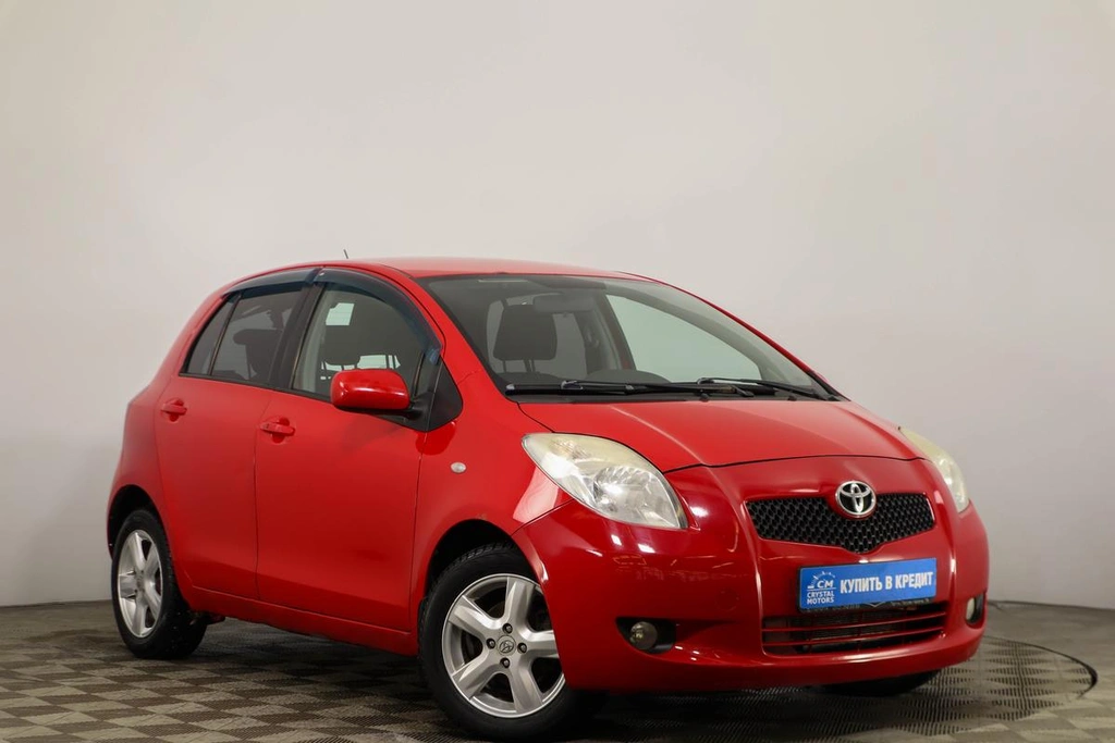 Хетчбэк Toyota Yaris 2008 года, 539000 рублей, Пермь