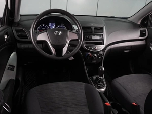 Седан Hyundai Solaris 2016 года, 919000 рублей, Воронеж