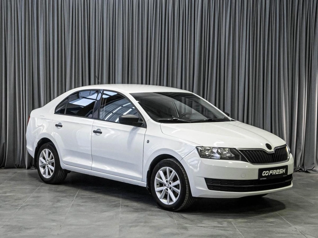 Лифтбек Skoda Rapid 2015 года, 729000 рублей, Тюмень