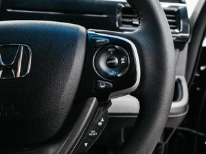 Минивэн Honda Stepwgn Spada 2015 года, 1650000 рублей, Красноярск