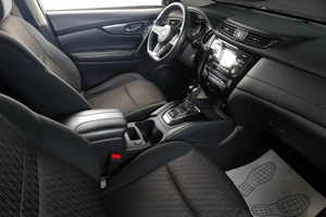 Внедорожник Nissan Rogue 2017 года, 2019000 рублей, Тюмень