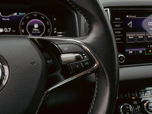 Внедорожник Skoda Karoq 2021 года, 2390000 рублей, Краснодар