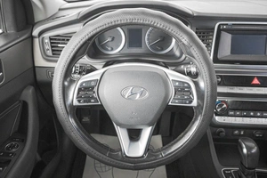 Седан Hyundai Sonata 2018 года, 1449000 рублей, Кемерово