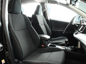 Внедорожник Toyota RAV4 2016 года, 2190000 рублей, Омск