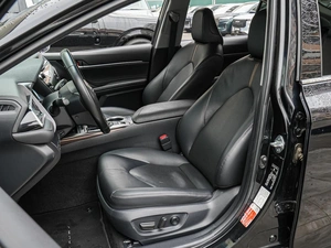 Седан Toyota Camry 2019 года, 2850000 рублей, Краснодар