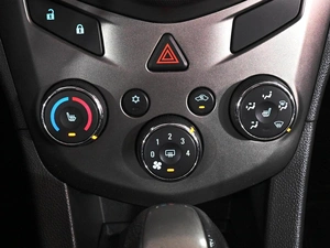 Хетчбэк Chevrolet Aveo 2012 года, 699000 рублей, Аксай