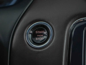 Седан Jaguar XJ 2013 года, 1527196 рублей, Москва