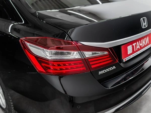 Седан Honda Accord 2016 года, 2350000 рублей, Красноярск