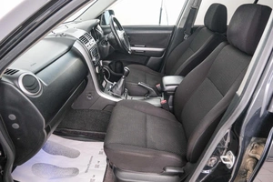 Внедорожник Suzuki Escudo 2008 года, 999000 рублей, Красноярск