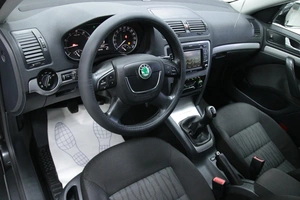 Универсал Skoda Octavia 2013 года, 900000 рублей, Солонцы