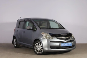 Хетчбэк Toyota Ractis 2005 года, 499000 рублей, Новосибирск