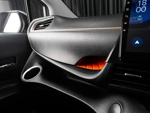 Минивэн Toyota Sienta 2018 года, 1249000 рублей, Тюмень