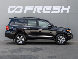 Внедорожник Toyota Land Cruiser 2012 года, 3545000 рублей, Краснодар