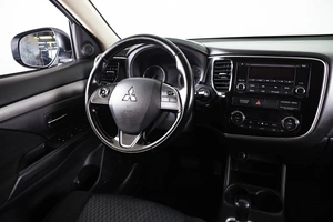 Внедорожник Mitsubishi Outlander 2015 года, 1699000 рублей, Пермь