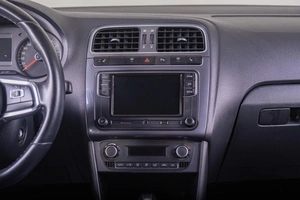 Седан Volkswagen Polo 2018 года, 1299000 рублей, Томск