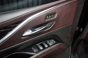 Внедорожник Cadillac Escalade-V 2022 года, 17999000 рублей, Красноярск