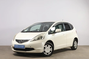 Хетчбэк Honda Fit 2009 года, 779000 рублей, Новосибирск