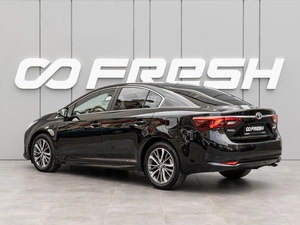 Седан Toyota Avensis 2015 года, 1695000 рублей, Краснодар