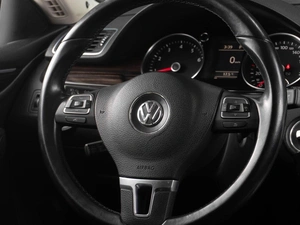 Седан Volkswagen Passat CC 2012 года, 1199000 рублей, Тюмень
