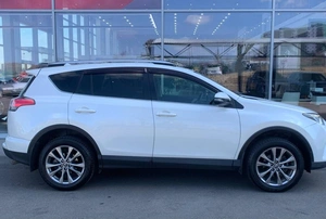 Внедорожник Toyota RAV4 2016 года, 2390000 рублей, Солонцы