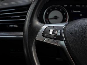 Внедорожник Volkswagen Touareg 2018 года, 4160000 рублей, Краснодар