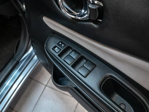 Хетчбэк Nissan Note 2017 года, 960000 рублей, Красноярск