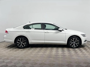 Седан Volkswagen Passat 2019 года, 1820100 рублей, Казань