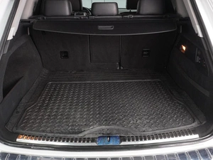 Внедорожник Volkswagen Touareg 2013 года, 2499000 рублей, Воронеж