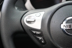 Внедорожник Nissan Juke 2011 года, 999000 рублей, Омск