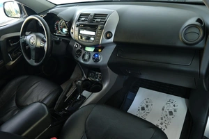 Внедорожник Toyota RAV4 2007 года, 1339000 рублей, Омск