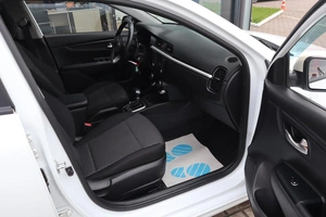 Седан Kia Rio 2019 года, 1550000 рублей, Мирное